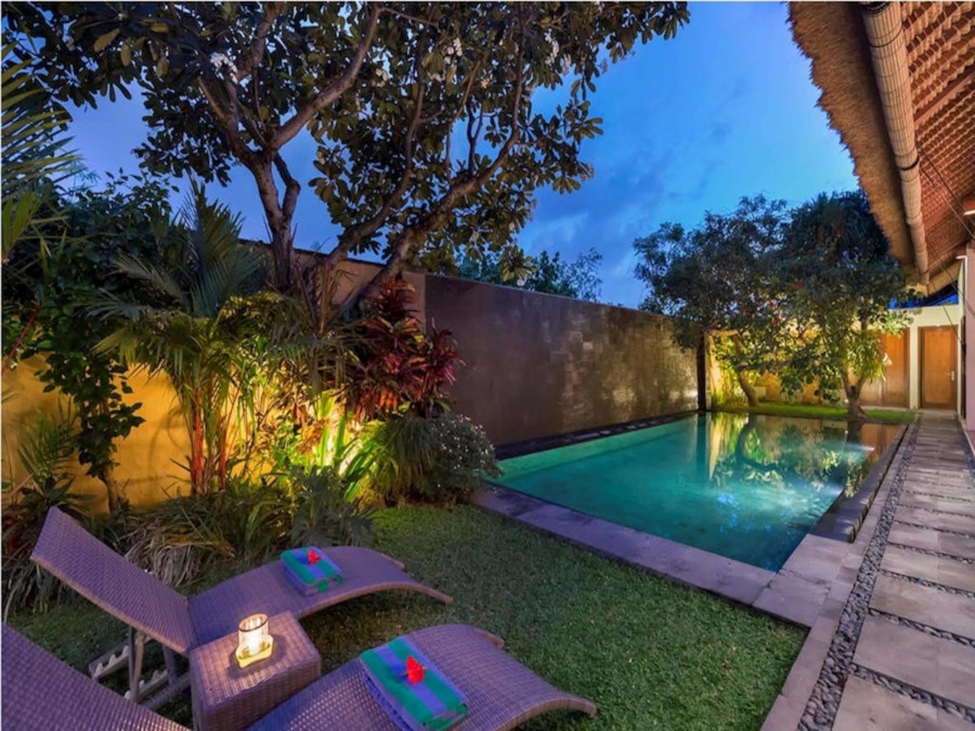 Villa Lumut Seminyak Esterno foto